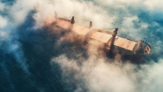 Uncovering layers of marine fog