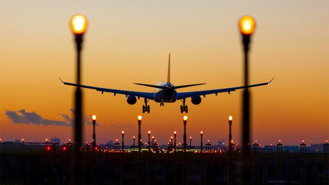 Airplane landing